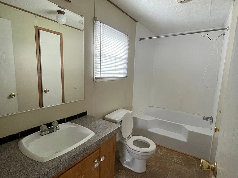 3602 Wellington Ln — Photo 17
