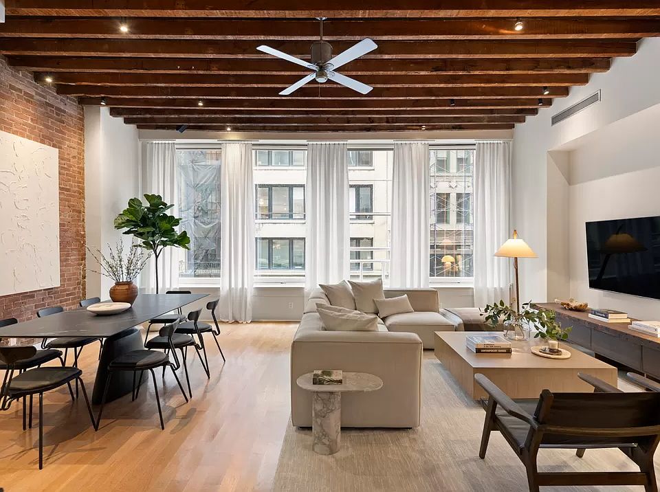 1st image of 35 W 20th St Floor 3