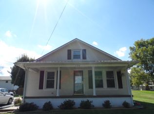 224 Bonham Ave, Chilhowie, VA 24319