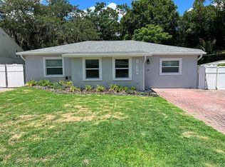 10716 N Waterhole Pl, Tampa, FL 33612
