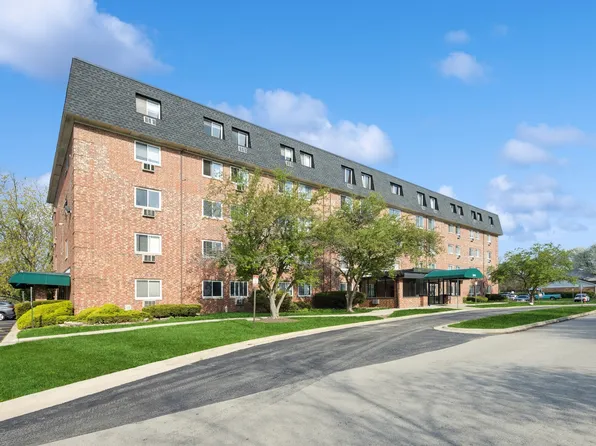 5011 Valley Ln APT 101, Streamwood, IL 60107