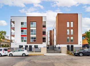 1360 W 35th St, Los Angeles, CA 90007
