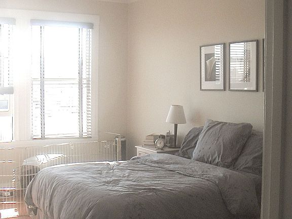 Bedroom w/City Views