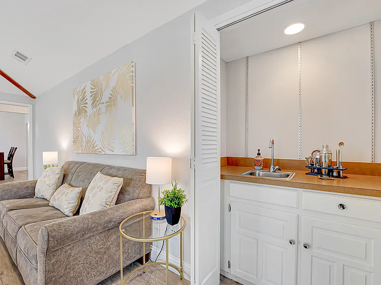 13421 Whispering Hills Dr — Photo 12