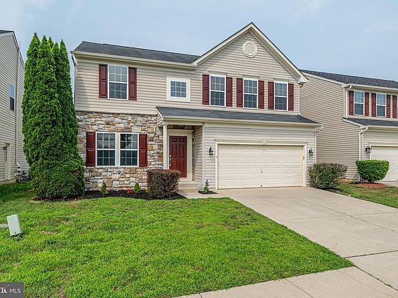 3rd image of 9349 Birch Cliff Dr