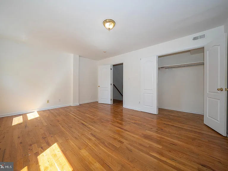 2822 Ogden St #A — Photo 14
