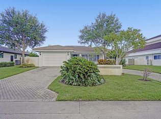 4340 Casper Ct, Hollywood, FL 33021
