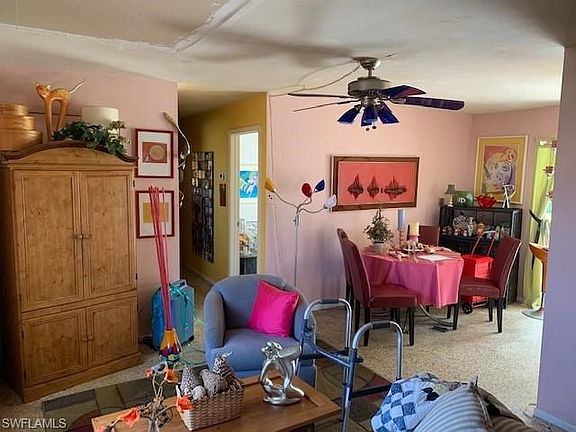 4th image of 26291 Sherwood Ln