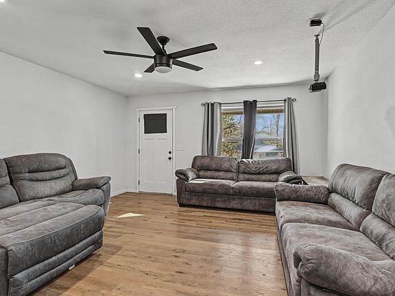 5th image of 2517 N Prospect Avenue