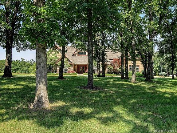 2nd image of 18890 Timberlake Dr