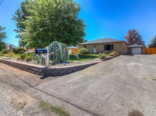 6 N 45th Ave, Yakima, WA