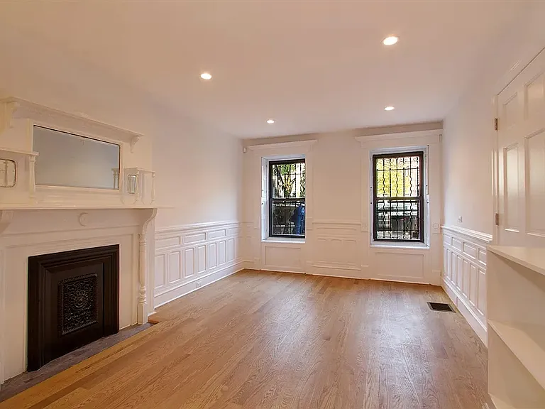 332 Mac Donough St #1 — Photo 1
