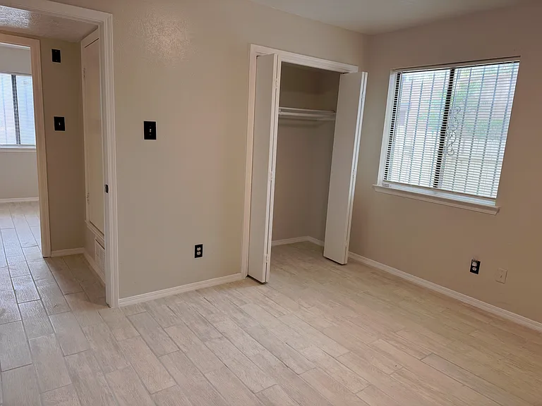 1013 Dickerson Dr SE #B — Photo 14