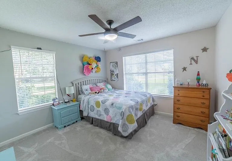 12 Cricket Ct — Photo 31