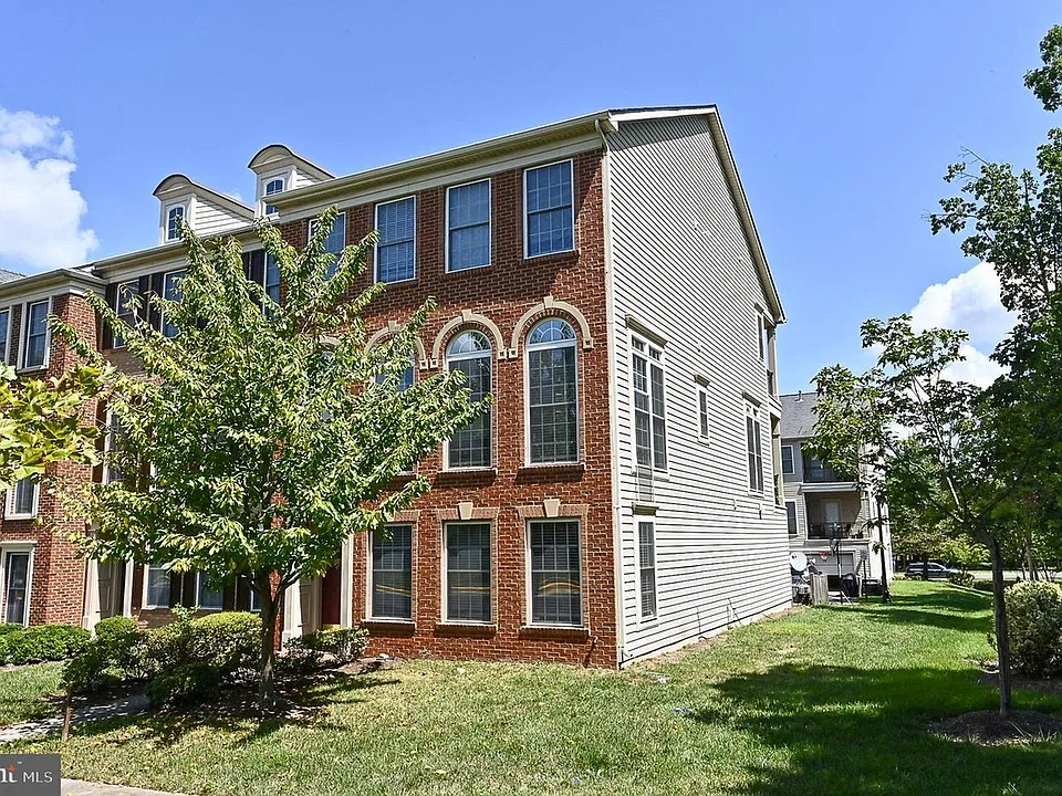 25849 Turlough Ter