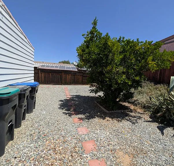 26108 Fountain Palm Dr — Photo 19
