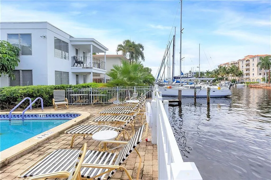 1 bed, 1.0 bath, 580 sqft, $3,500 — Photo 3