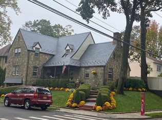 53 Allendale Rd, Staten Island, NY 10305