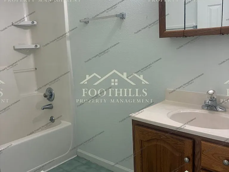 1003 Ravenswood Dr — Photo 12