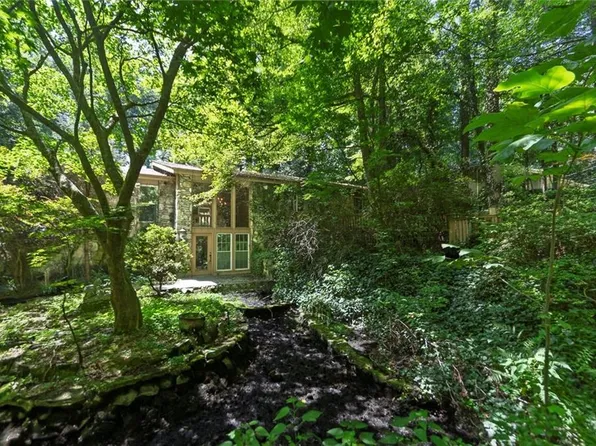 3548 Club Dr NW, Kennesaw, GA 30144