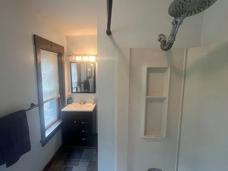 222 W Walnut St — Photo 13