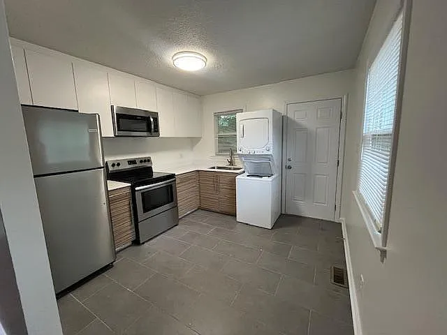 Lupton Flats — Photo 9