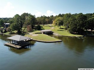 970 Briarcliff Rd, Rainbow City, AL 35906