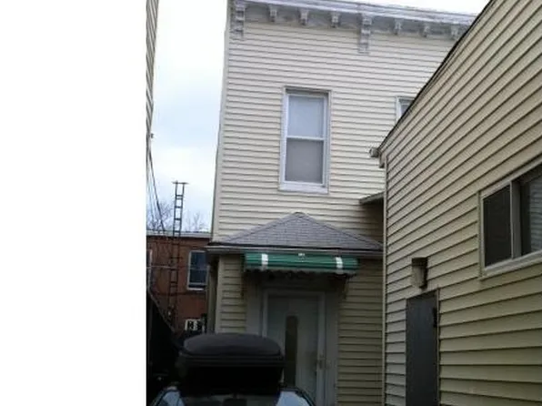 198 28th St, Brooklyn, NY 11232