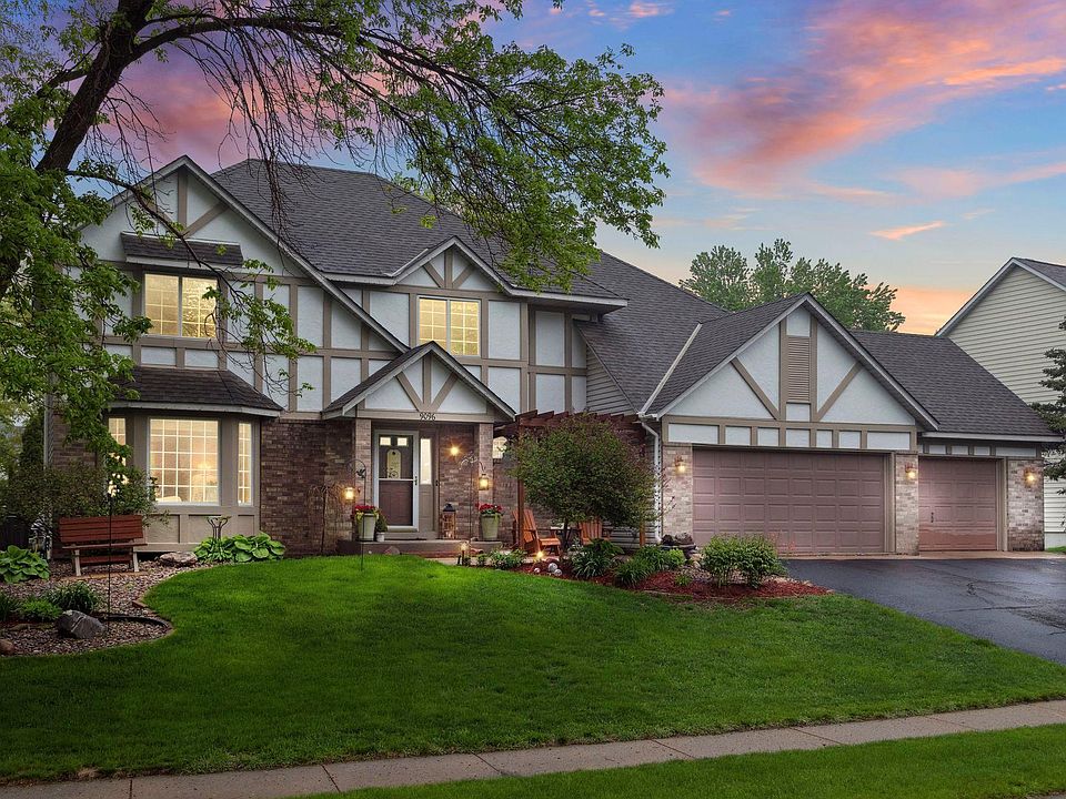 1st image of 9096 Douglas Dr
