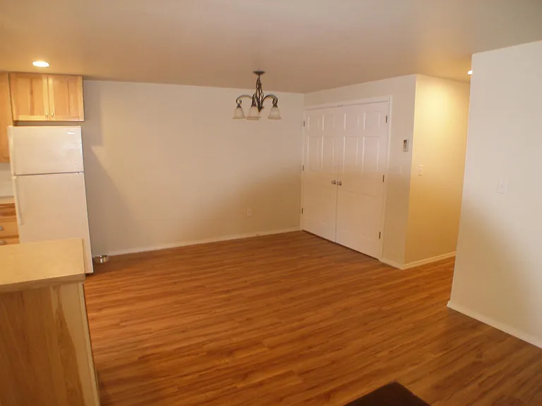 484 Grow Pl NW #LOWER — Photo 6