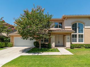 16 San Garin, Irvine, CA 92606