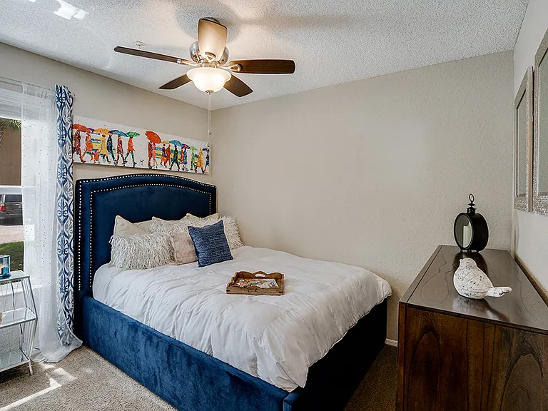 3 Bedroom - 3 Bed / 2 Bath - 1,081 Sq.Ft.