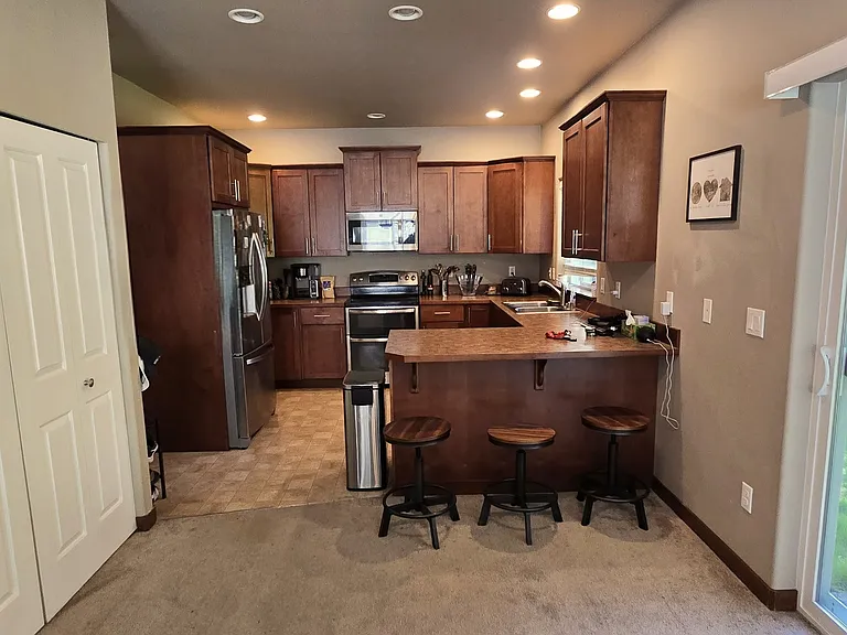 10438 Buccaneer Pl NW — Photo 8