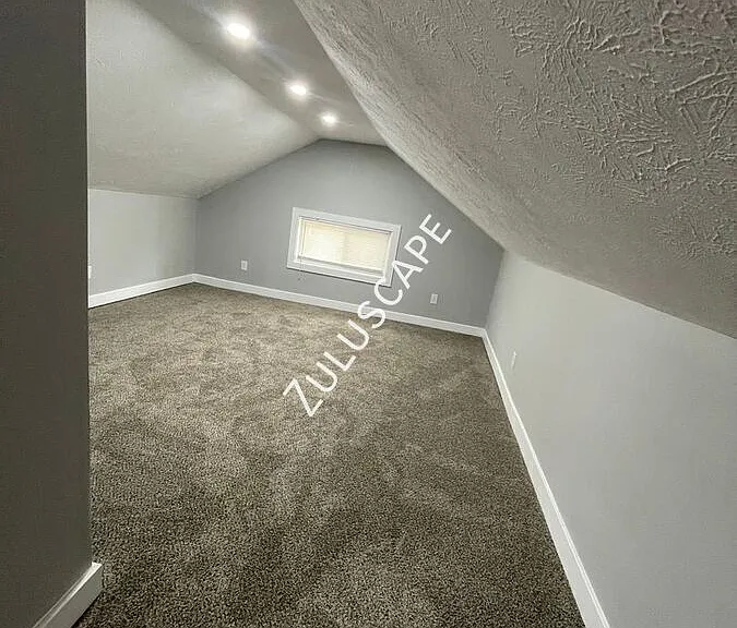 2915 Brookside Ave — Photo 9