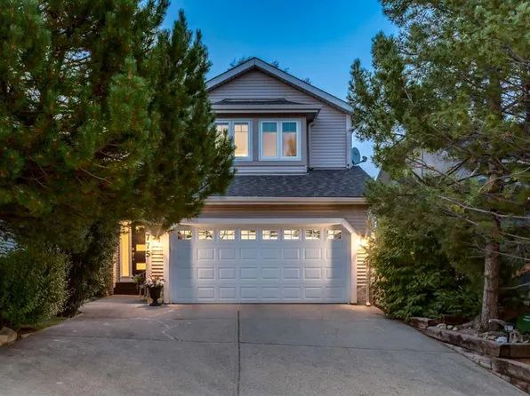 775 S Strathcona Dr SW, Calgary, AB T3H 1N8