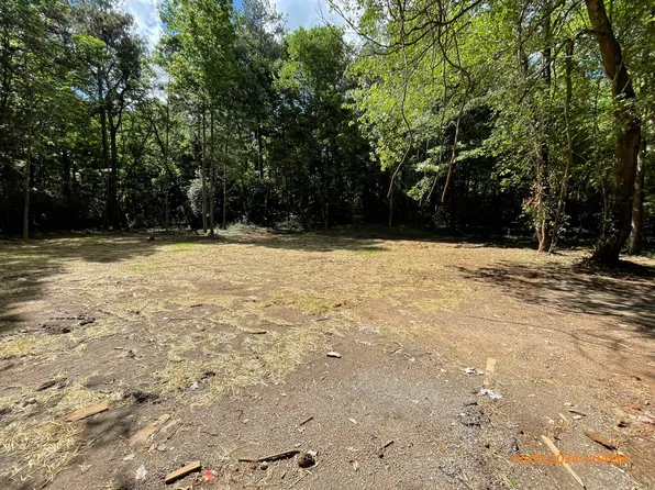 74 5th Ave, Menlo, GA 30731