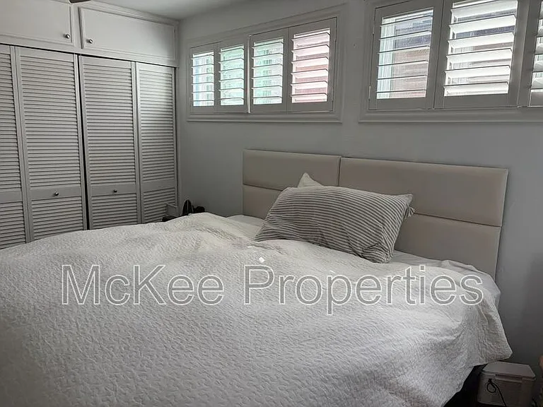 269 Palm Ave — Photo 18