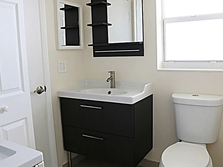 230 NE 26th Ave #1070 — Photo 12