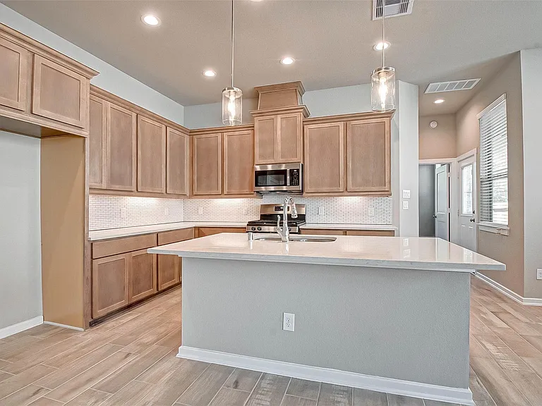 315 N Spotted Fern Dr — Photo 18