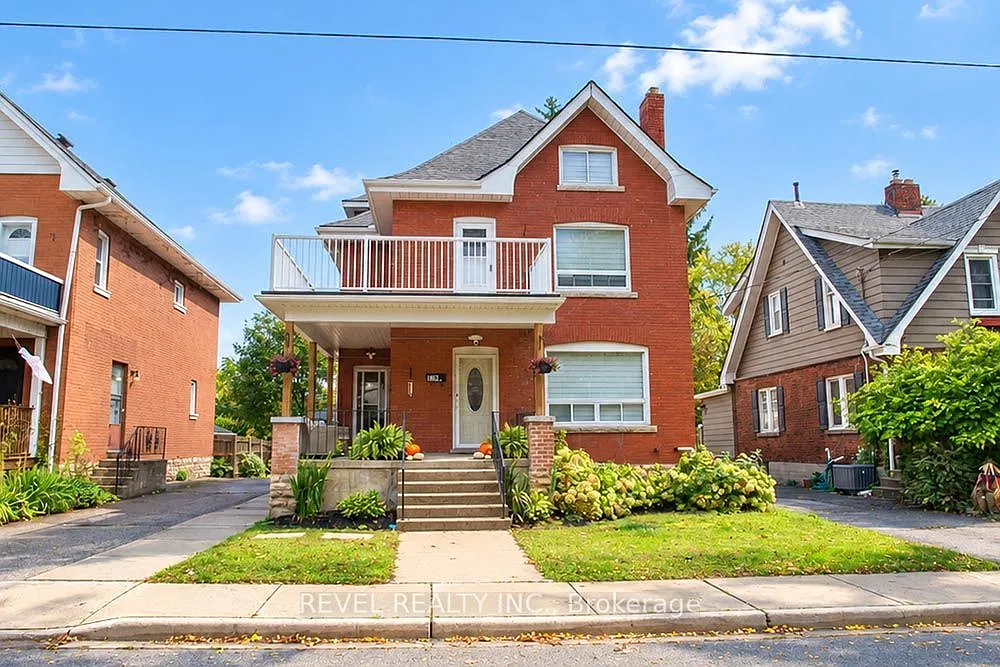 2 bed, $1,900 — Photo 1