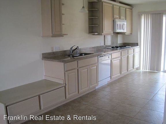 3rd image of 254 Barlow Ln
