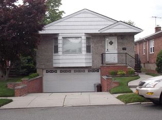 16035 25th Dr, Flushing, NY 11358