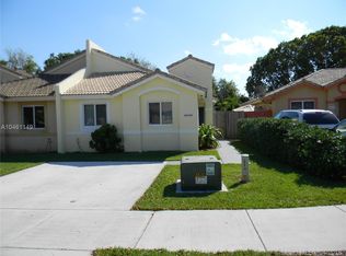 20424 SW 93rd Ave, Cutler Bay, FL 33189