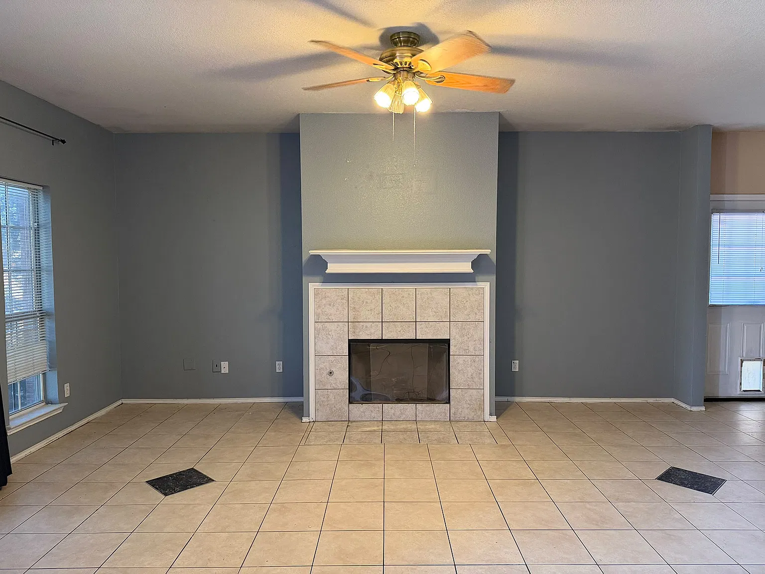 3 bed, 1517 sqft, $2,015 — Photo 2