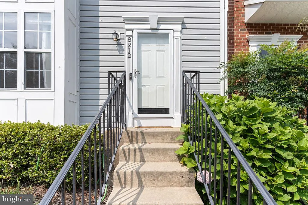 3 bed, 3.0 bath, 2262 sqft, $2,750 — Photo 4