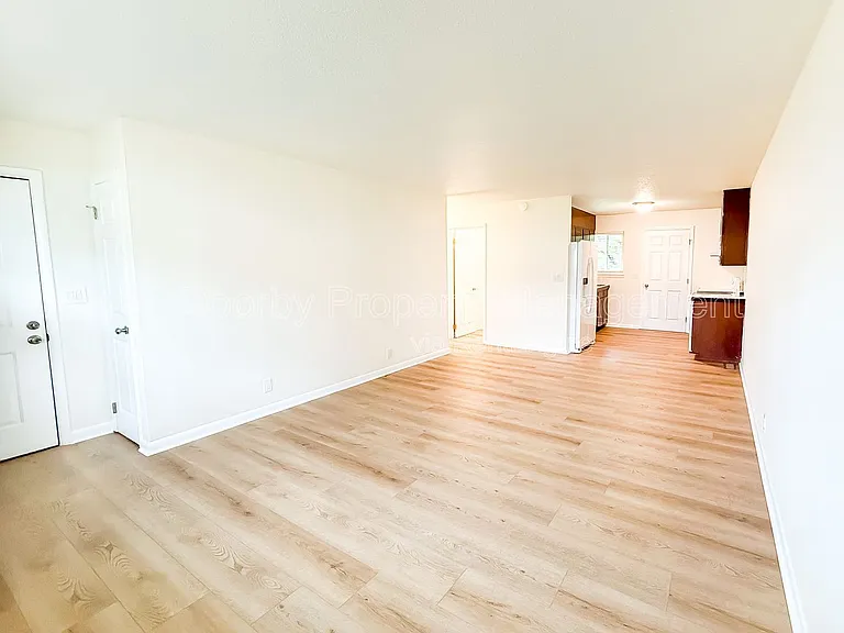 7490 Austin Dr #7492 — Photo 3