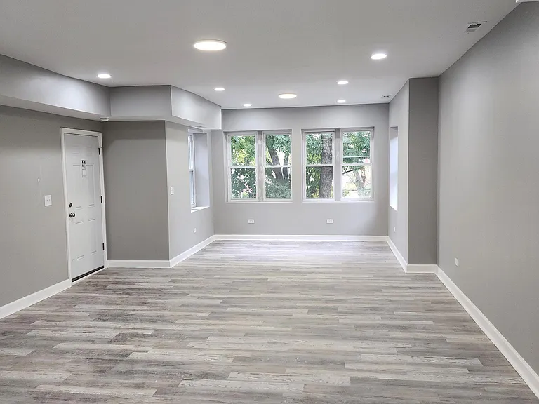 3648 Washington St #2 — Photo 7