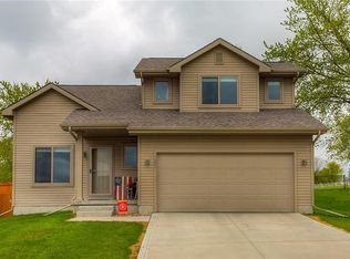 1221 Hyvue St, Adel, IA 50003