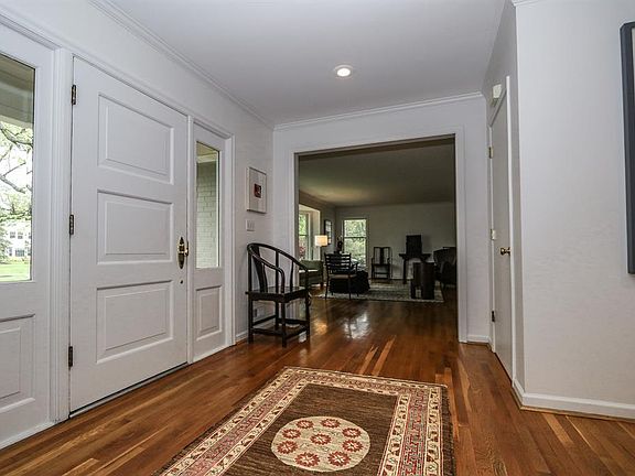 5th image of 6745 Camaridge Ln