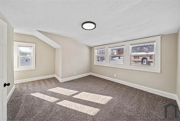 2713 Elmwood Ave — Photo 21